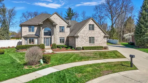 49931 Shelby Creek DR, Shelbychartertownship_macomb, MI 48317