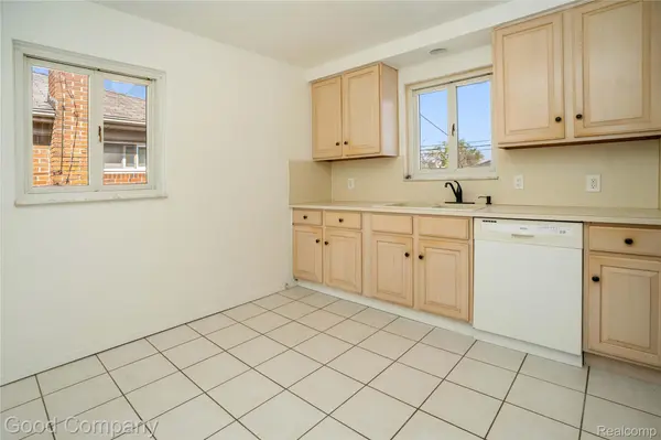 19915 Shady Lane AVE, Stclairshorescity_macomb, MI 48080