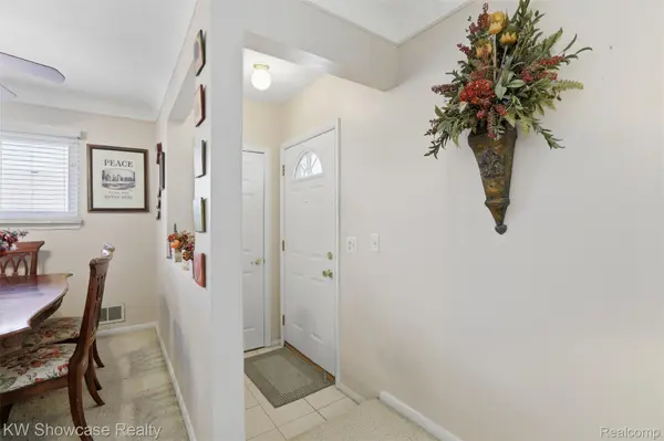 25715 Norfolk ST, Dearbornheightscity_wayne, MI 48125