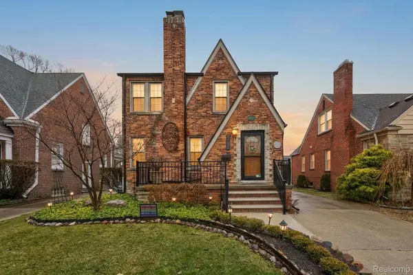 23121 Marlboro ST, Dearborn, MI 48128
