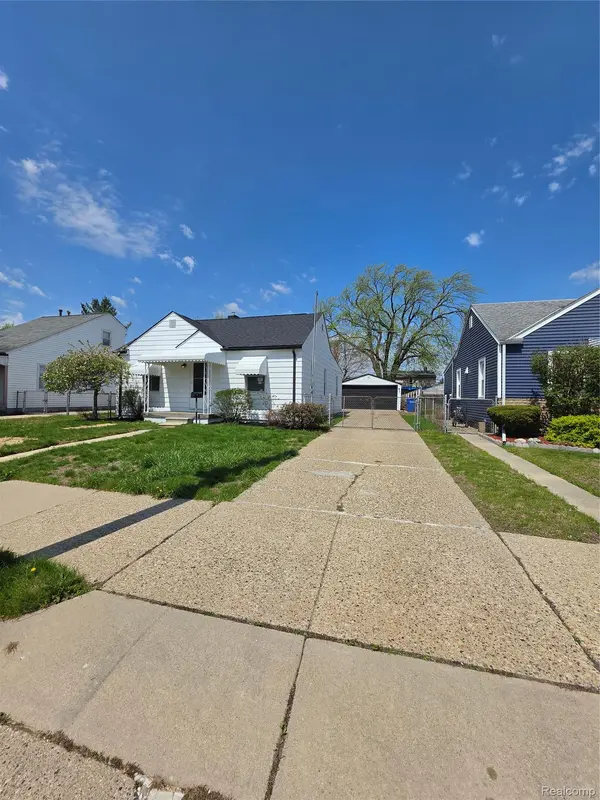 8285 Chapp AVE S, Warrencity_macomb, MI 48089