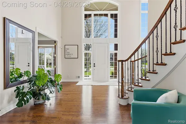 1920 Vinsetta CT, Oaklandchartertownship_oakland, MI 48306