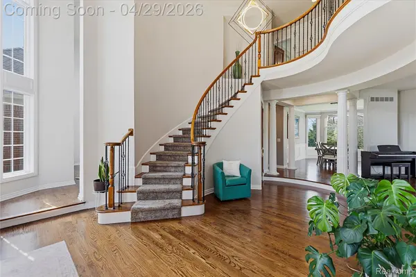 1920 Vinsetta CT, Oaklandchartertownship_oakland, MI 48306