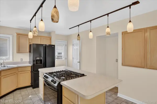 5001 Sylvanview DR, Independencechartertownship_oakland, MI 48348