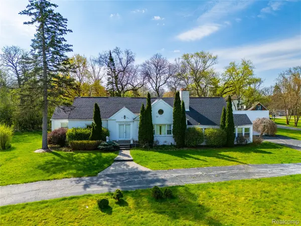 27881 Rackham DR, Lathrupvillagecity_oakland, MI 48076