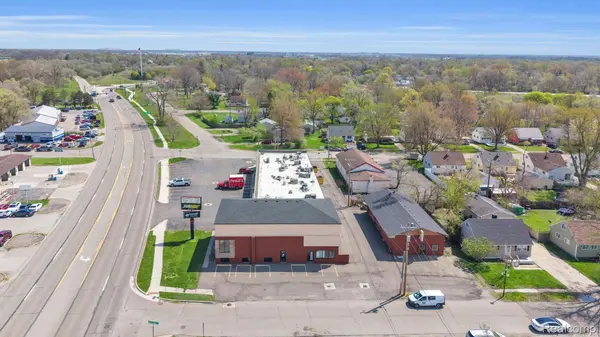 1486 Ecorse RD, Yorkchartertownship_washtenaw, MI 48198