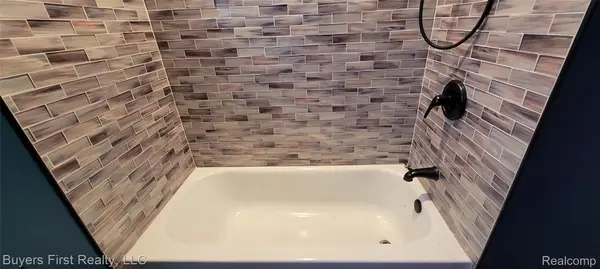 15705 Hilton ST, Southfieldcity_oakland, MI 48075