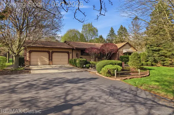 4134 Sleeth RD, Commercechartertownship_oakland, MI 48382