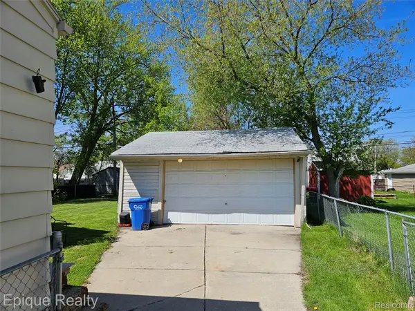 14337 Leonard AVE, Warrencity_macomb, MI 48089