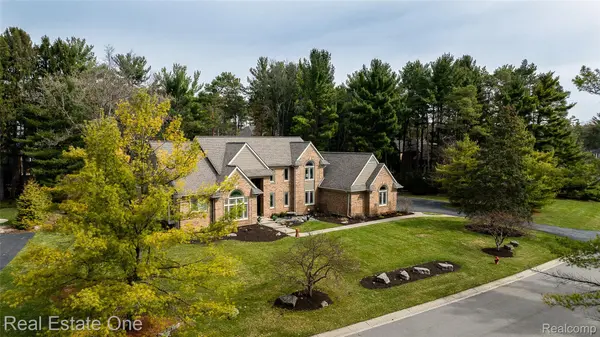 5350 Hidden Pines DR, Genoatownship_livingston, MI 48116