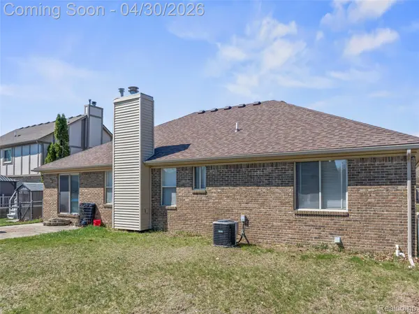 50108 Buccaneer DR, Macombtownship_macomb, MI 48044