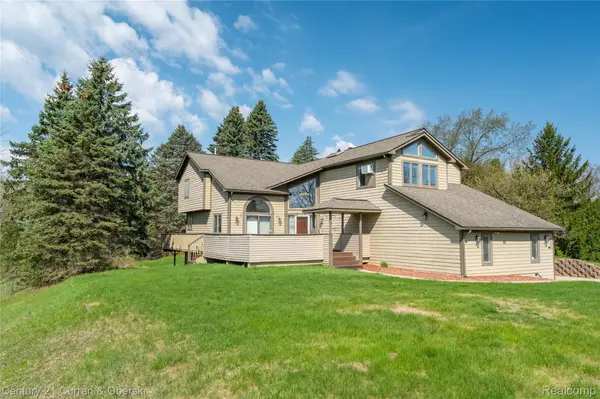 1083 N Livernois RD, Rochesterhillscity_oakland, MI 48306