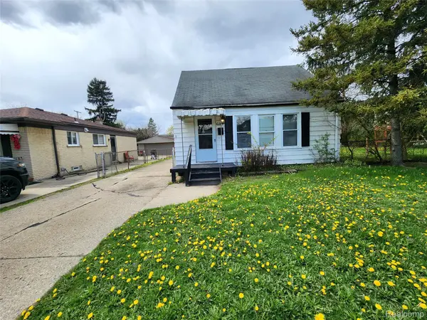 6147 Whitefield ST, Dearbornheightscity_wayne, MI 48127