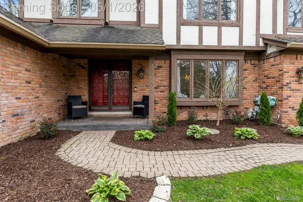 38605 Deerwood CT, Northvillecity_oakland, MI 48167