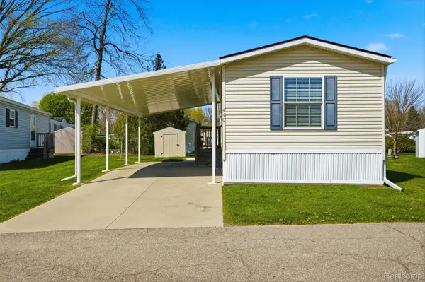 440 Flamingo ST, Rochesterhillscity_oakland, MI 48309