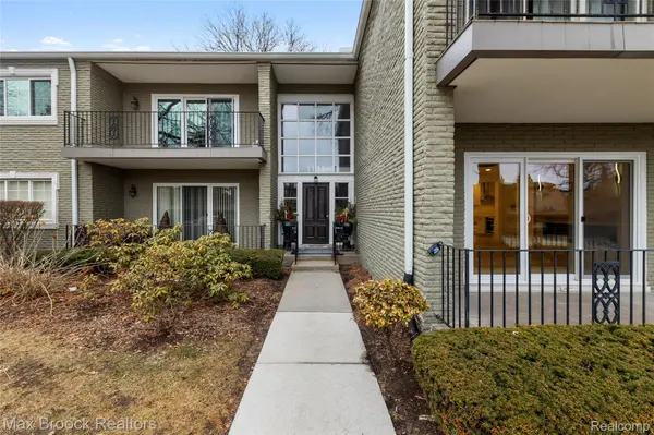 1111 N Old Woodward AVE #23, Birminghamcity_oakland, MI 48009