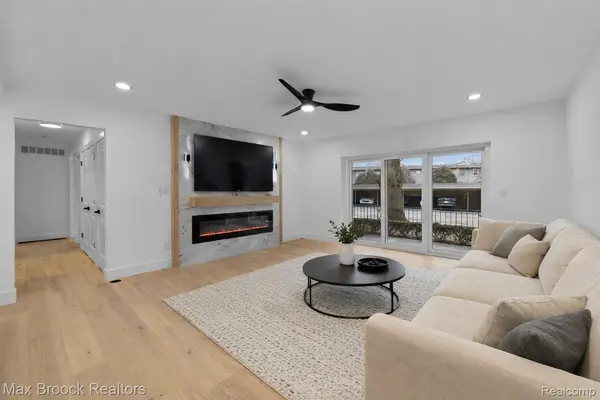 1111 N Old Woodward AVE #23, Birminghamcity_oakland, MI 48009