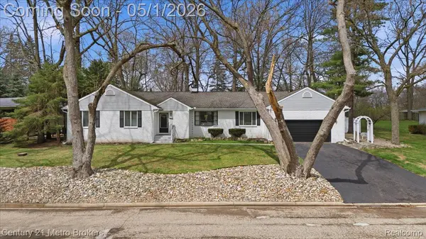 5060 Oneida DR, Independencechartertownship_oakland, MI 48348