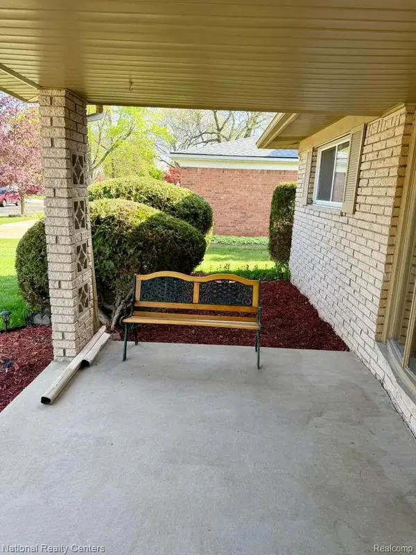 5739 Willow Creek DR, Cantonchartertownship_wayne, MI 48187