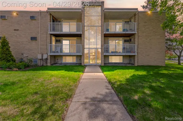 4921 Crooks RD, Royaloakcity_oakland, MI 48073