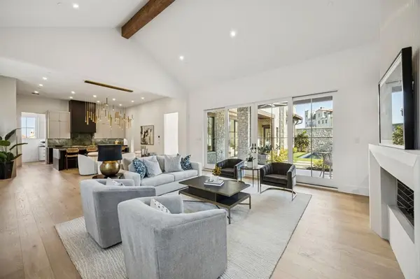 12 Cardona, Westlake, TX 76262