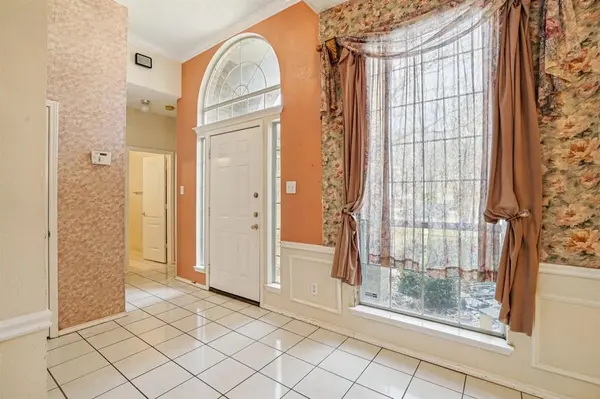 7213 Crabtree Lane, North Richland Hills, TX 76182