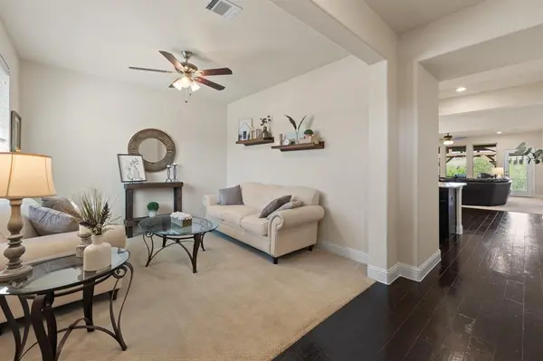 15532 Pioneer Bluff Trail, Fort Worth, TX 76262