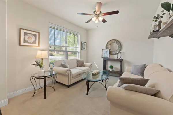 15532 Pioneer Bluff Trail, Fort Worth, TX 76262