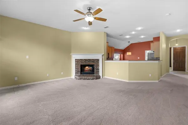 6517 Briar Lake Trail, Sachse, TX 75048