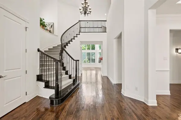 6809 Schubert, Colleyville, TX 76034