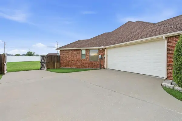 602 Christa Street, Ovilla, TX 75154