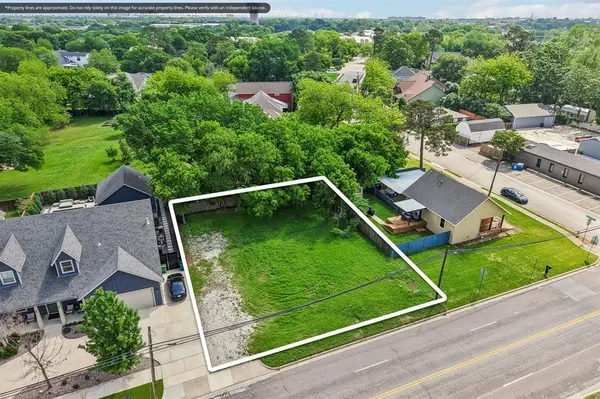 312 N Dove Road, Grapevine, TX 76051