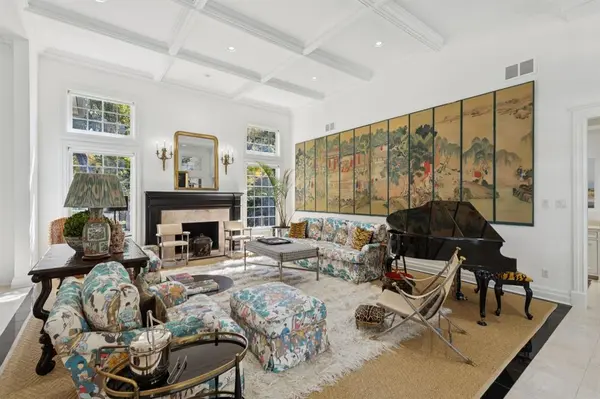 9941 Strait Lane, Dallas, TX 75220