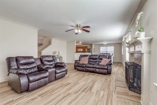 2512 Calico Rock Drive, Fort Worth, TX 76131