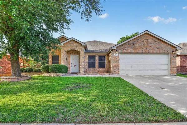 612 Cranbrook Drive, Fort Worth, TX 76131