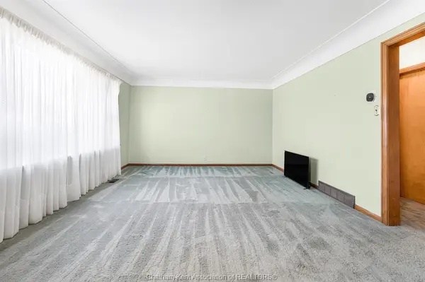 120 Churchill Street, Chatham, ON N7L 3T5