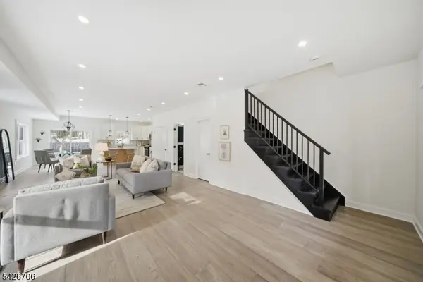 28 Irving St, Montclair Twp., NJ 07042