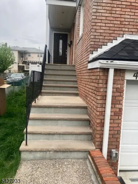 433 Preakness Ave, Paterson City, NJ 07502