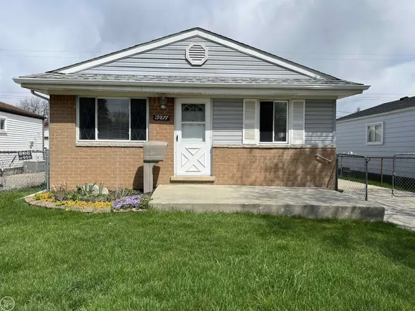 19877 Woodward ST, Clintonchartertownship_macomb, MI 48035