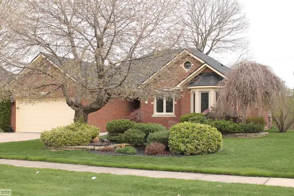 51392 Nicolette RD, Chesterfieldtownship_macomb, MI 48047