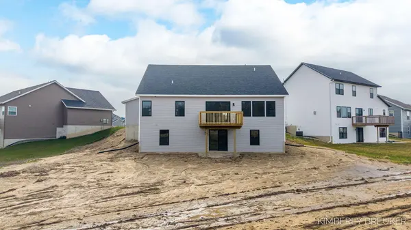 6351 Roman RD, Allendalechartertownship_ottawa, MI 49401