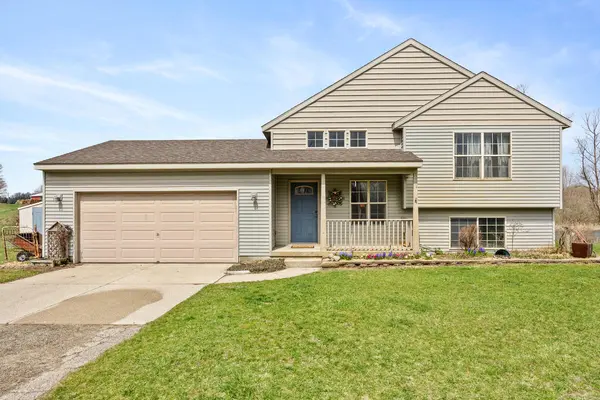 10480 Wolven AVE NE, Algomatownship_kent, MI 49341