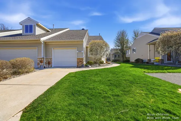 2936 Pebblestone DR, Georgetownchartertownship_ottawa, MI 49426