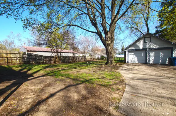 694 E Isabella AVE, Muskegoncity_muskegon, MI 49442