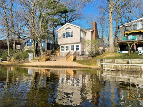 10463 Poplar DR NE, Oakfieldtownship_kent, MI 49341