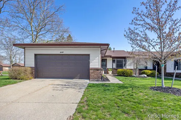 2137 Ter Van DR NE, Grandrapidscity_kent, MI 49505