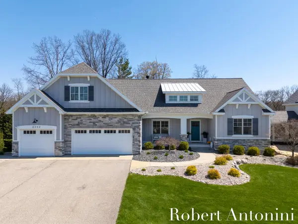 2352 Lake Birch CT NE, Grandrapidschartertownship_kent, MI 49525