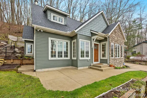 5217 S Centerline RD, Brookstownship_newaygo, MI 49337