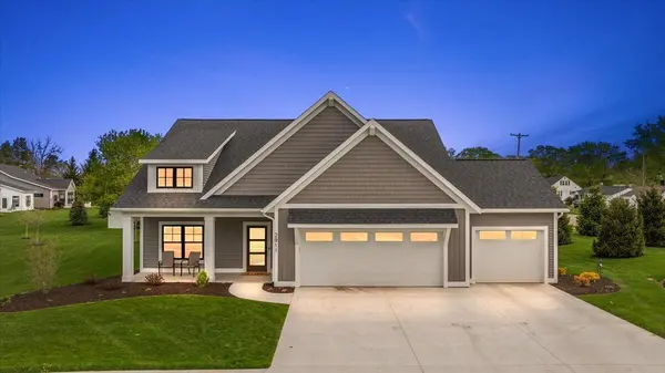 2911 Osprey DR #1, Hudsonvillecity_ottawa, MI 49426