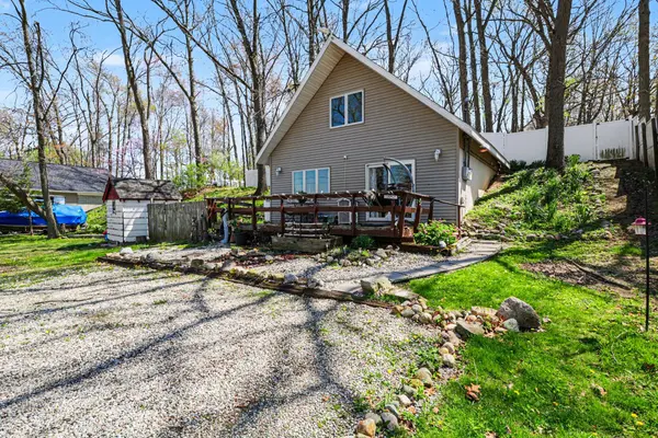 245 Flint Haven RD, Kinderhooktownship_branch, MI 49036